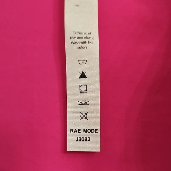 Rae Mode - Cropped, Women's Pink Yoga-style Jacket - NEW (never worn) - Picture 9 of 10